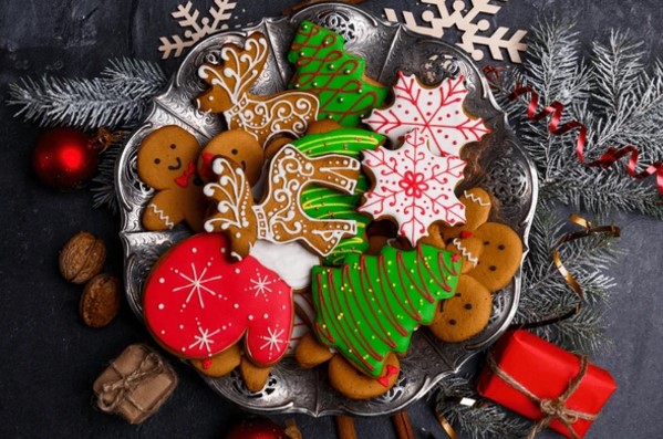 NYC: Holiday Cookie Decorating (BYOB)